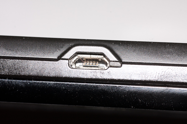 Micro USB Port Droid Main Screen